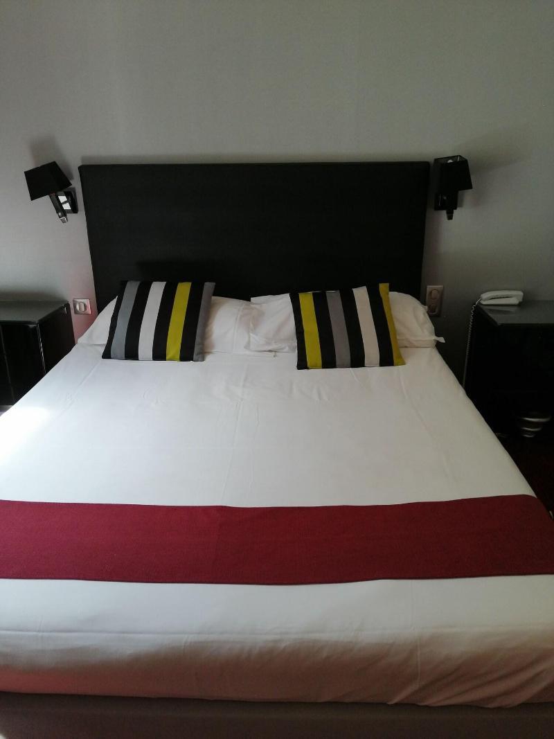 Logis Hotel Saint Martin أورلييو المظهر الخارجي الصورة