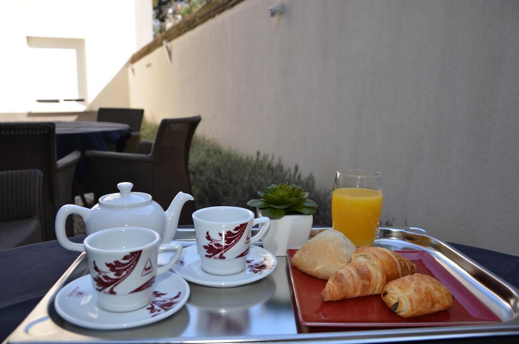 Logis Hotel Saint Martin أورلييو المظهر الخارجي الصورة