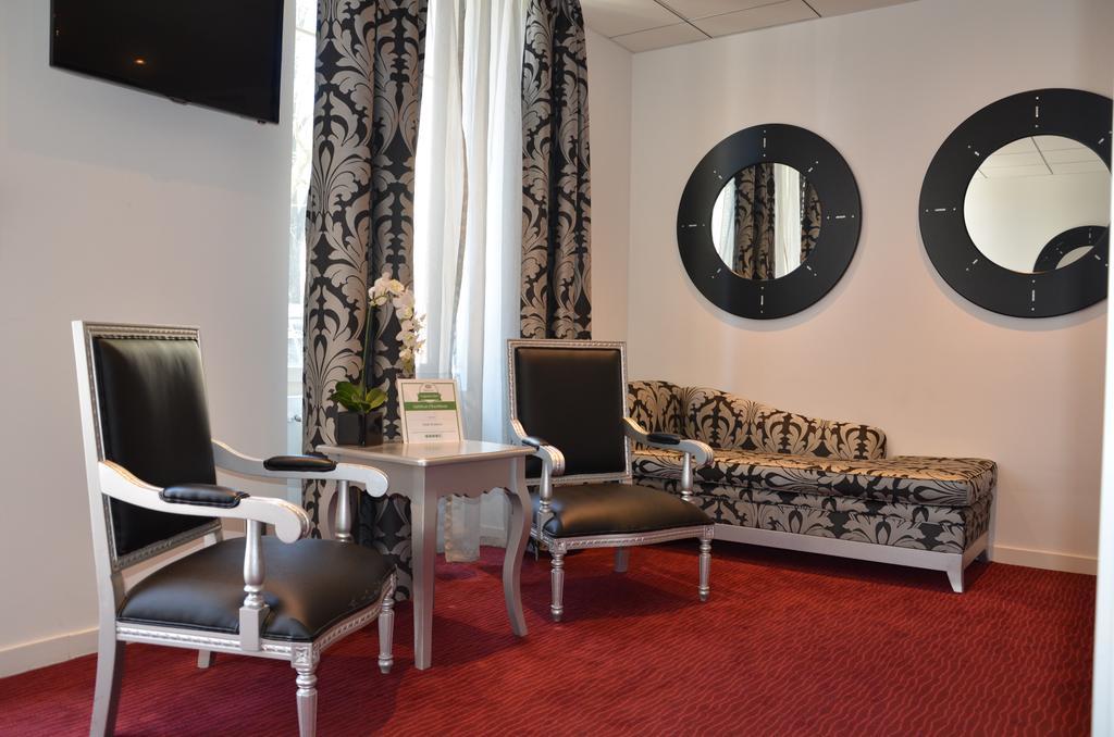 Logis Hotel Saint Martin أورلييو المظهر الخارجي الصورة